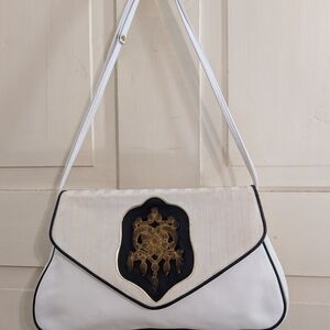 Vintage Susan Gail White and Gold Shoulder Bag